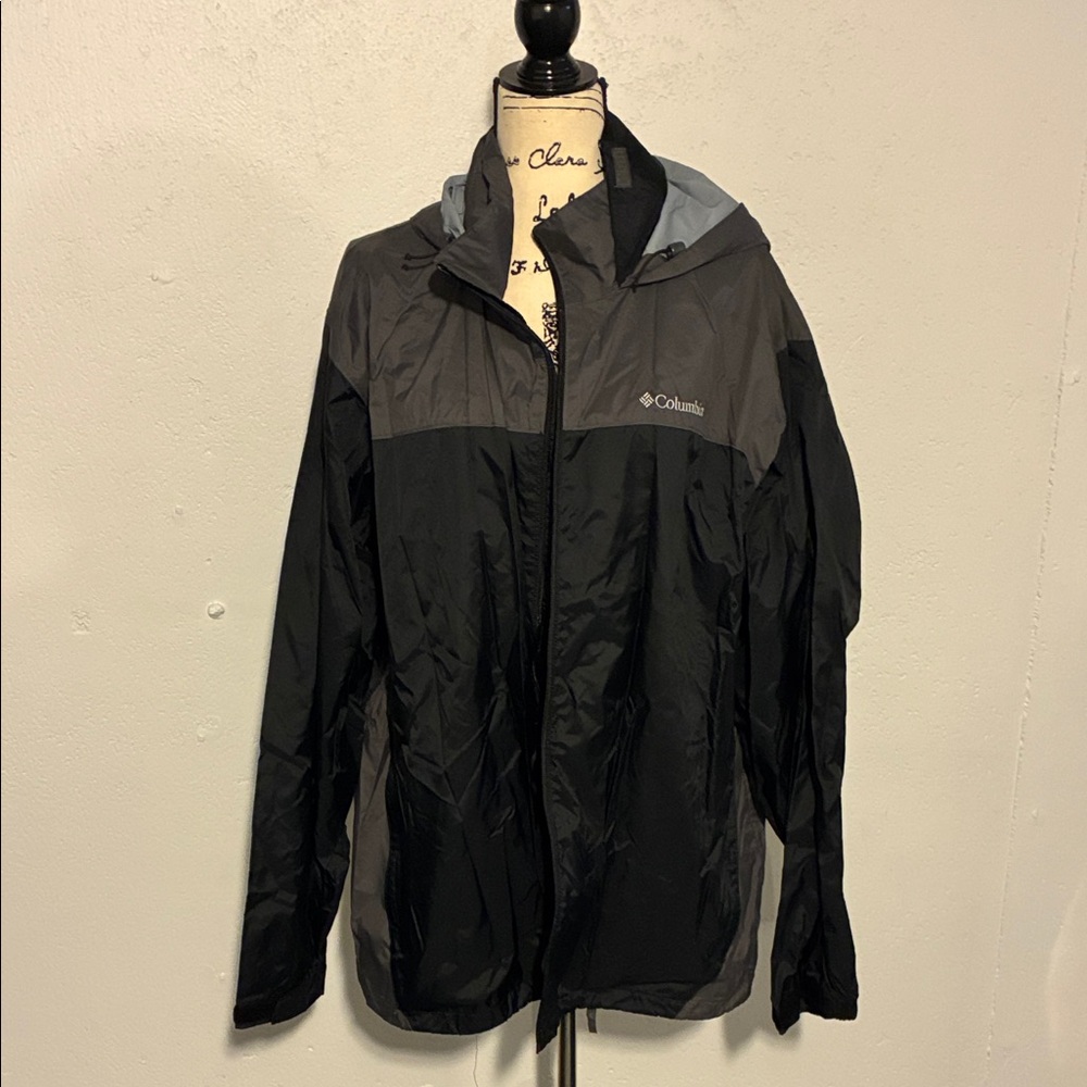Columbia Light Gray Jacket